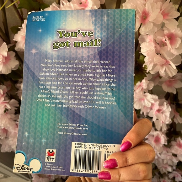 Hannah Montana truth or dare first edition book - Picture 2 of 3